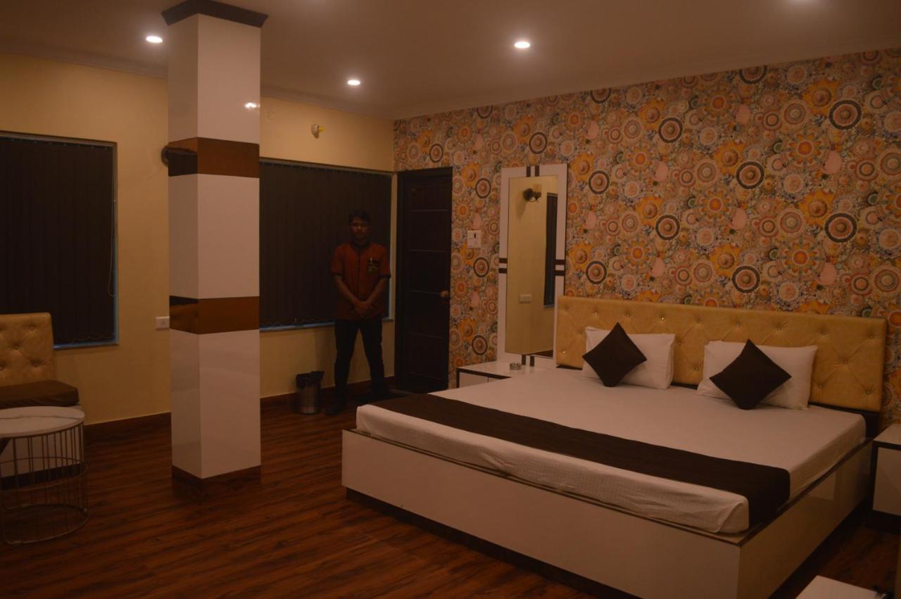 Hotel Wb40 ดูร์กาปูร์ ภายนอก รูปภาพ