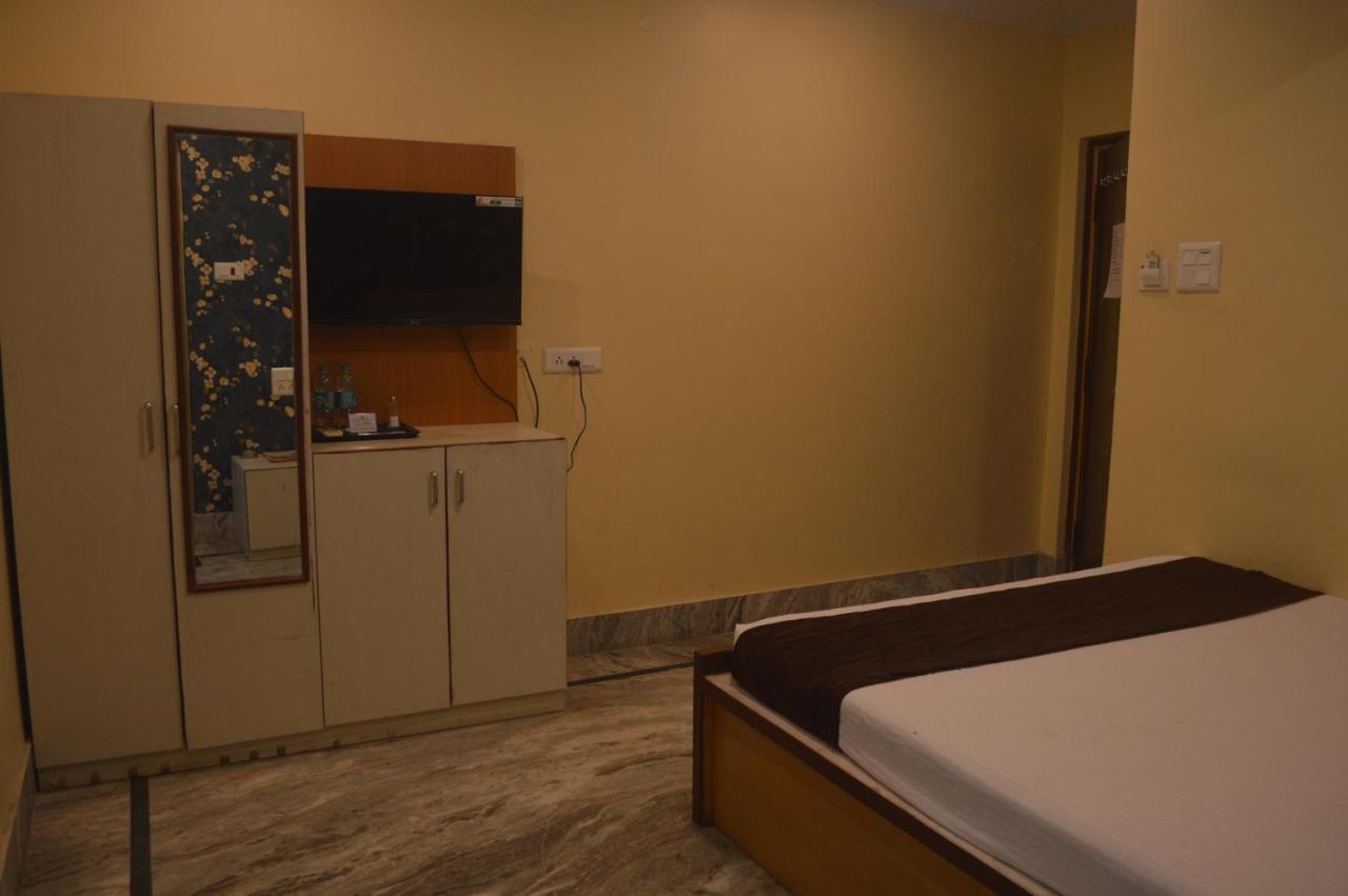 Hotel Wb40 ดูร์กาปูร์ ภายนอก รูปภาพ