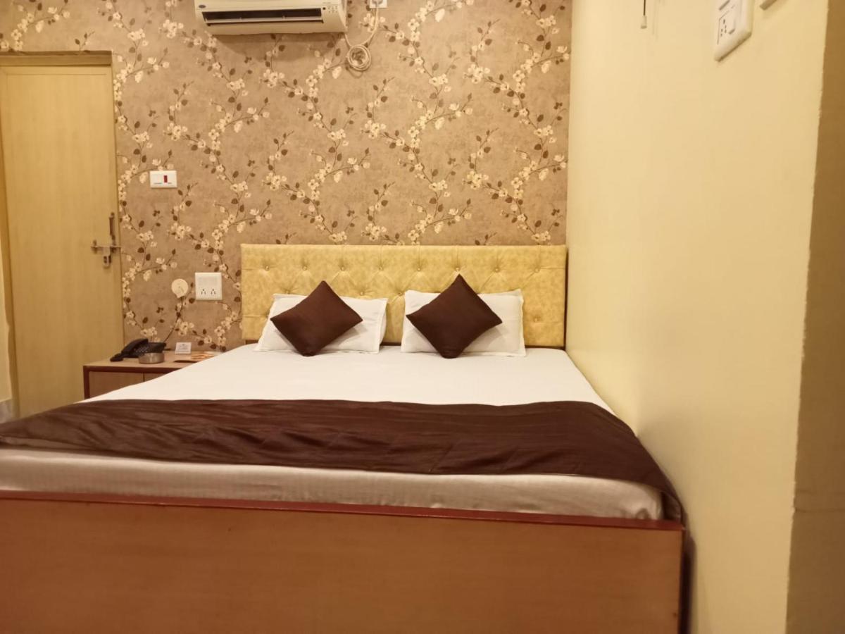 Hotel Wb40 ดูร์กาปูร์ ภายนอก รูปภาพ